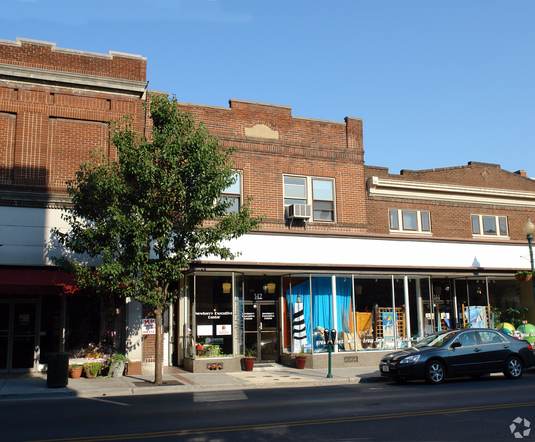 140-142 N Queen St, Martinsburg, WV for sale Primary Photo- Image 1 of 8