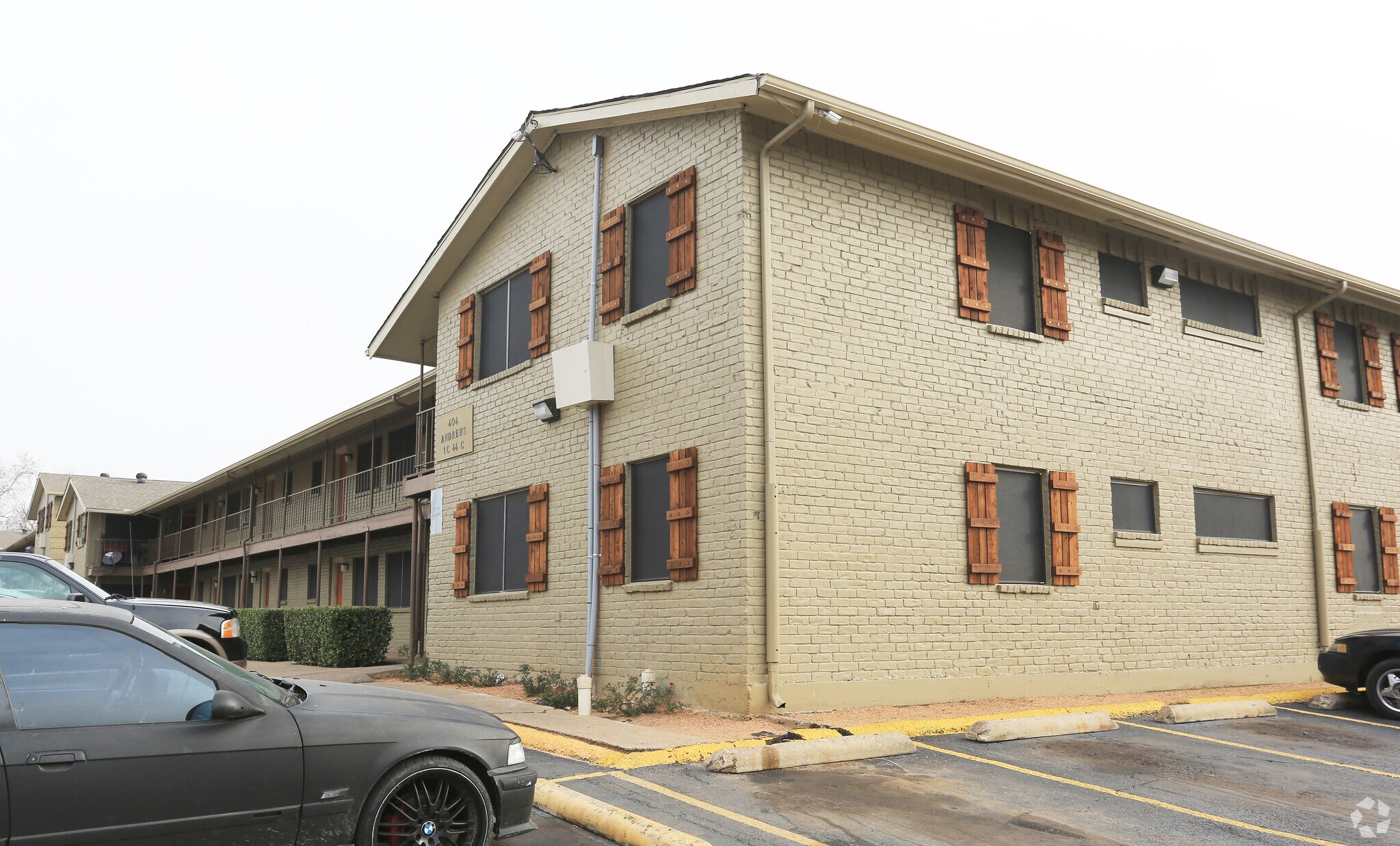 400-404 Andrews Ave C-5, Dallas, TX for sale Primary Photo- Image 1 of 1