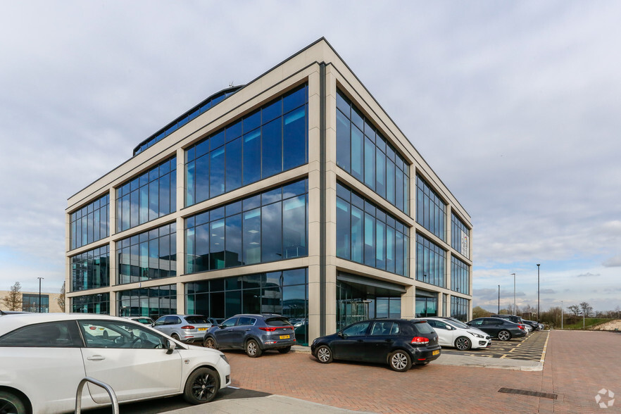 3175 Century Way, Leeds for lease - Primary Photo - Image 1 of 3