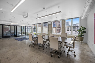 718 S Hill St, Los Angeles, CA for lease Interior Photo- Image 2 of 4