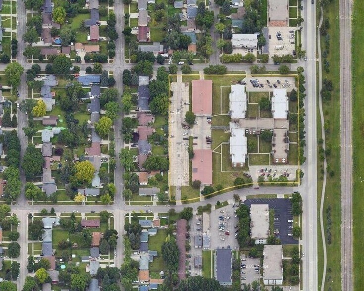 1609 20th St S, Moorhead, MN for sale - Building Photo - Image 1 of 1