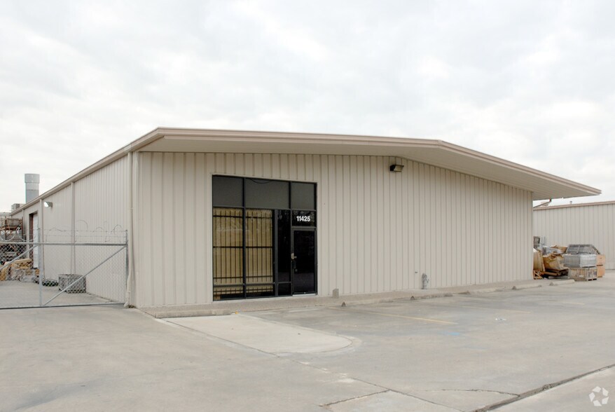 11425 Todd St, Houston, TX for sale - Building Photo - Image 3 of 4