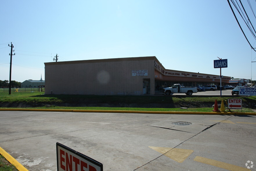 3806 Avenue I, Rosenberg, TX for lease - Building Photo - Image 3 of 5