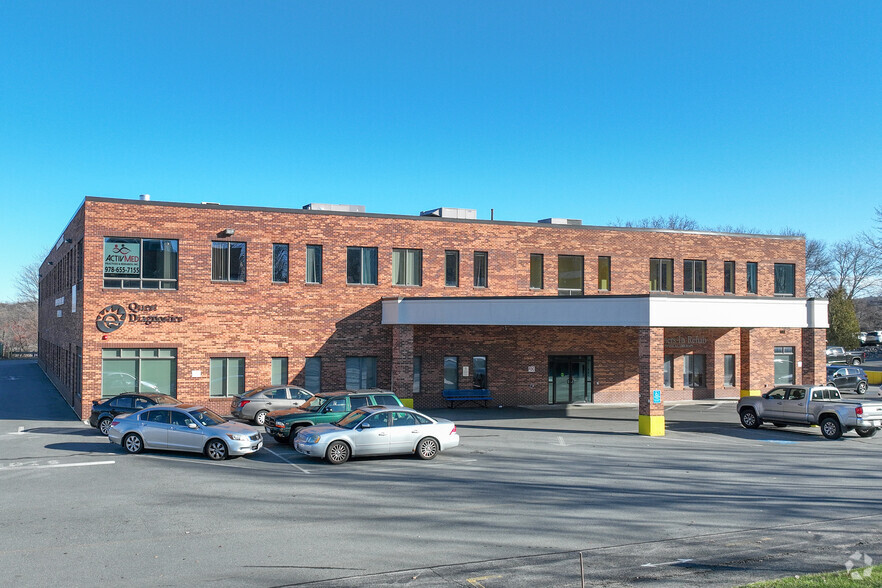 421 Merrimack St, Methuen, MA for lease - Building Photo - Image 3 of 8