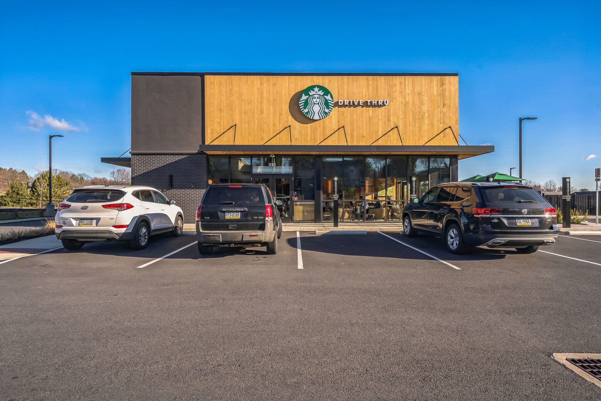 4614 Penn Ave, Sinking Spring, PA for sale Primary Photo- Image 1 of 1