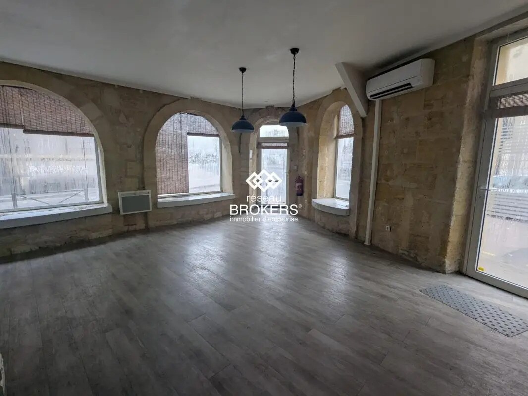 in Bordeaux for sale Building Photo- Image 1 of 1