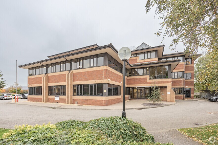 Bristol Rd, Quedgeley for lease - Primary Photo - Image 1 of 4