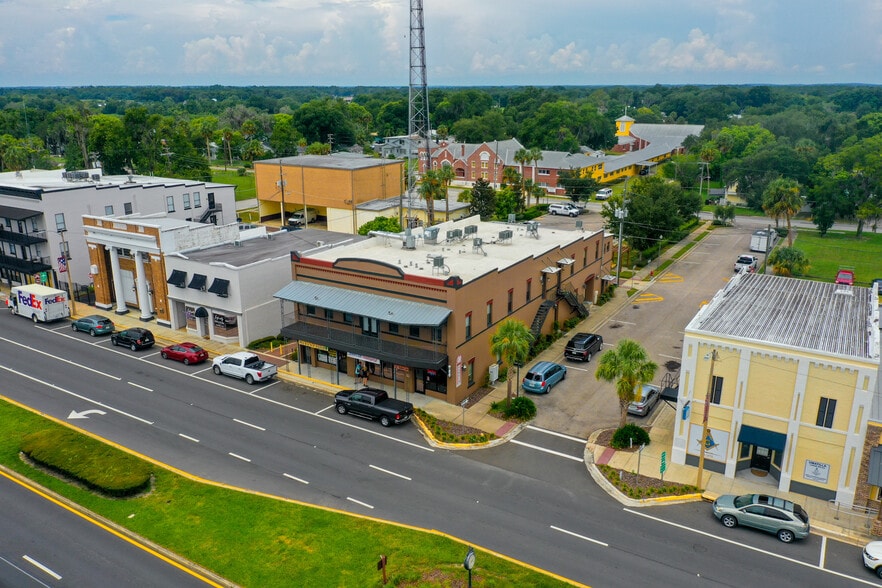 Town View Place Apartments - Warehouse