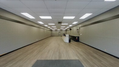 4001-4039 College Ave, Bluefield, VA for lease Interior Photo- Image 1 of 6