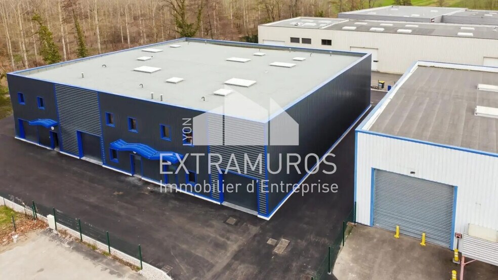 Flex in Miribel for lease - Building Photo - Image 3 of 9