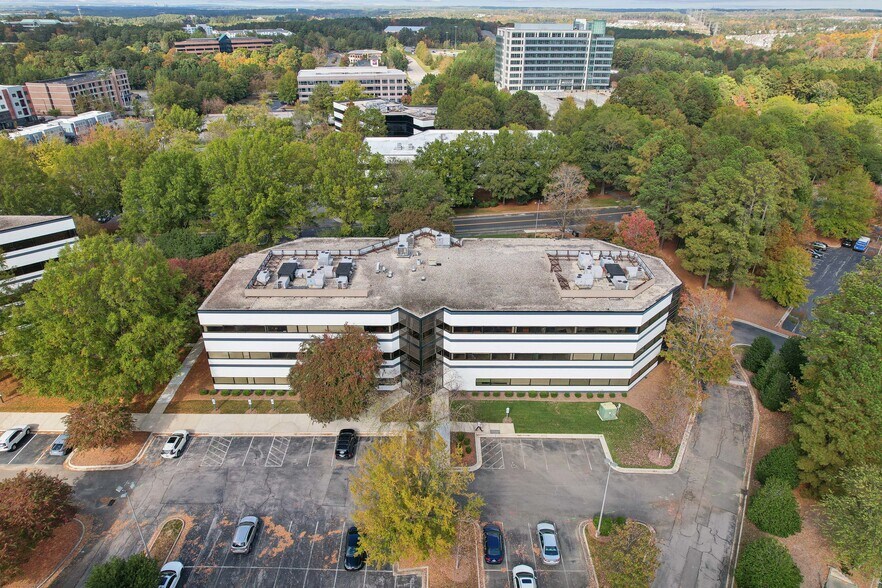 1005 Slater Rd, Durham, NC for lease - Building Photo - Image 2 of 10