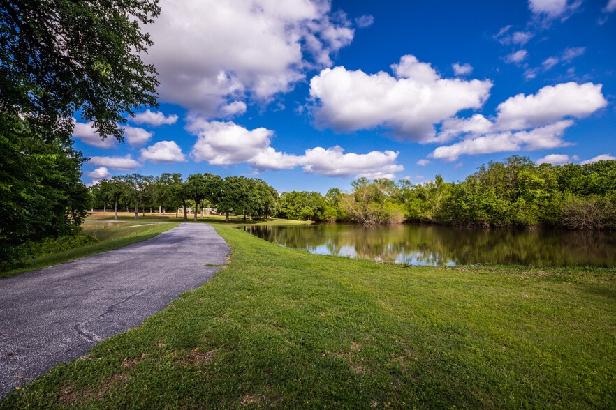 2542 Twin Canyon Trl, Argyle, TX for sale - Primary Photo - Image 1 of 1