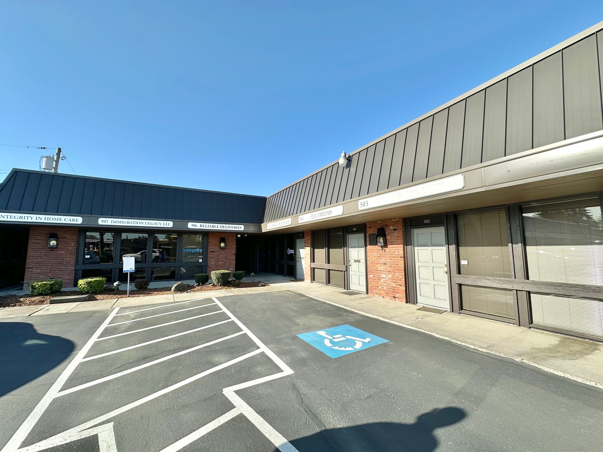 3000 Market St NE, Salem, OR for lease Building Photo- Image 1 of 8