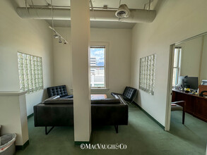 1 S Fair Oaks Ave, Pasadena, CA for lease Interior Photo- Image 1 of 5