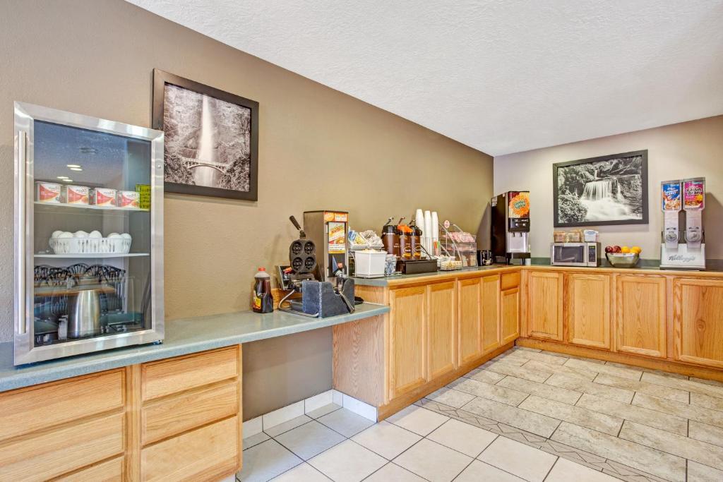 315 Airport Rd SE, Albany, OR for sale Building Photo- Image 1 of 1