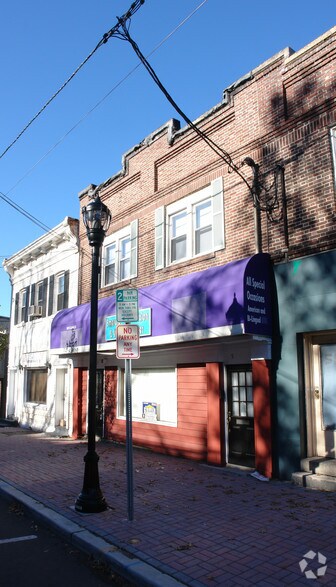 552 New Brunswick Ave, Fords, NJ for sale - Primary Photo - Image 1 of 1