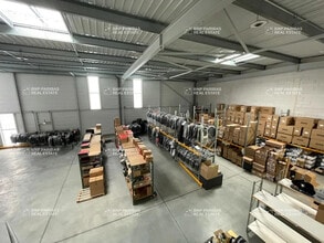 20 Avenue Didier Daurat, Toulouse for sale Interior Photo- Image 1 of 8