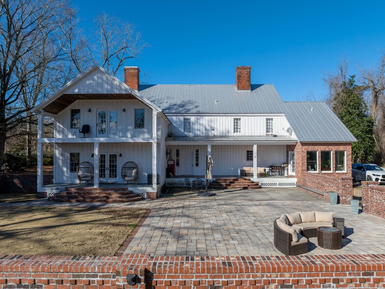 6266 Richlands Hwy, Richlands, NC for sale - Building Photo - Image 2 of 63