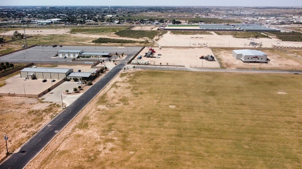 NW Corner of S. Fairgrounds Rd. and Indiana Ave., Midland, TX for sale - Building Photo - Image 3 of 18