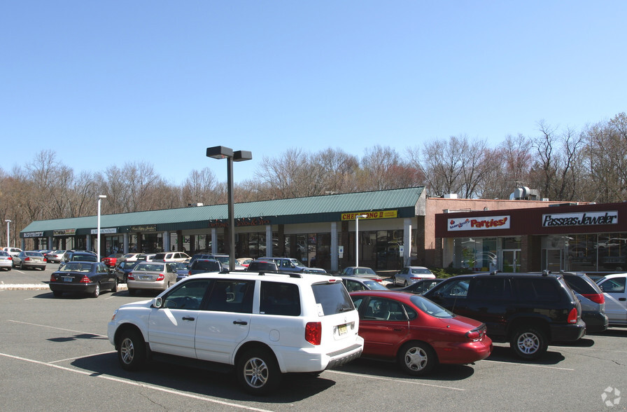 159-169 S Livingston Ave, Livingston, NJ for lease - Building Photo - Image 2 of 4