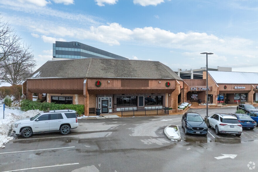 12316-12392 Olive Blvd, Creve Coeur, MO for sale - Building Photo - Image 2 of 6