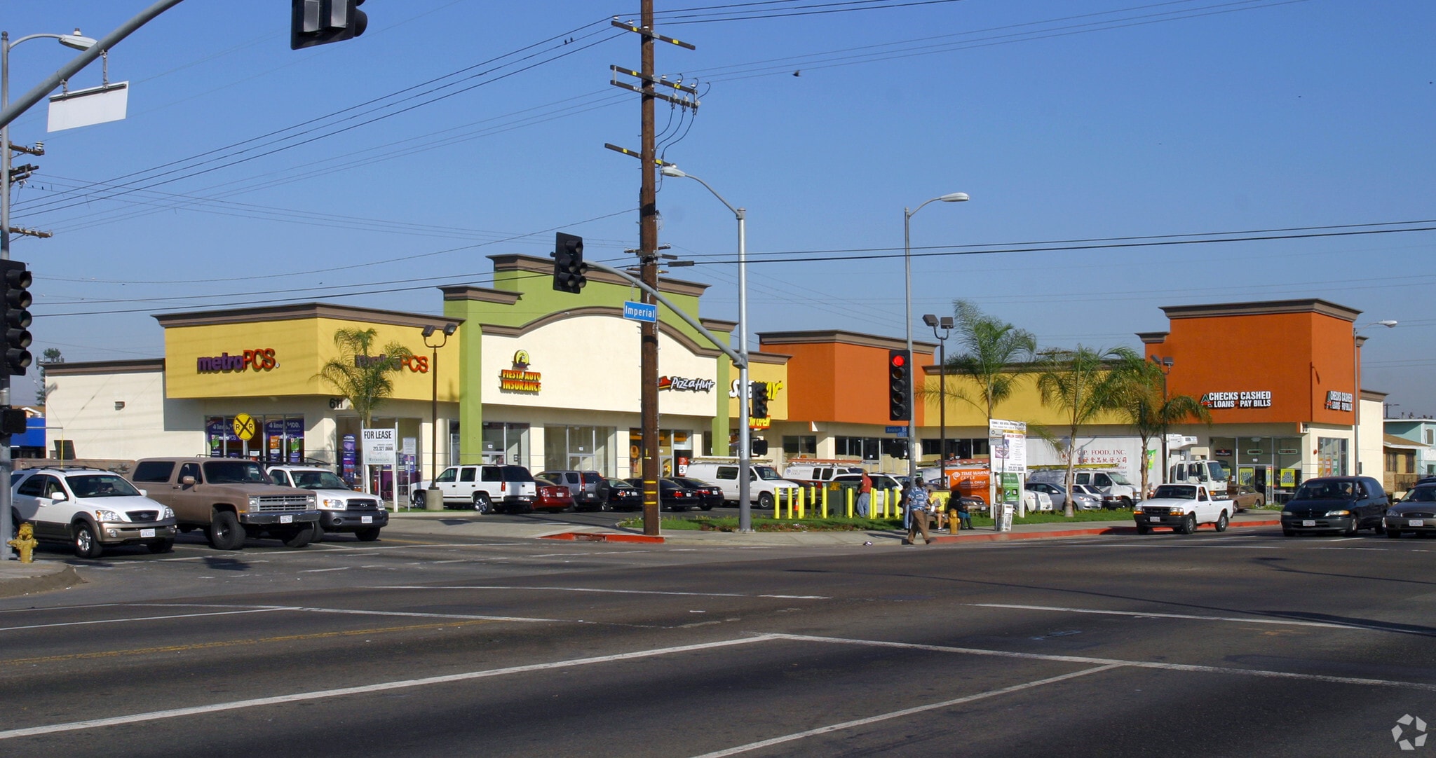 611 E Imperial Hwy, Los Angeles, CA for lease Building Photo- Image 1 of 12