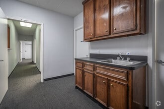 5829 W Sam Houston Pky N, Houston, TX for lease Interior Photo- Image 2 of 9