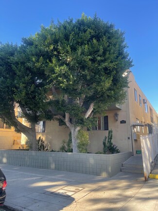 More details for 7553 Norton Ave, West Hollywood, CA - Multifamily for Sale