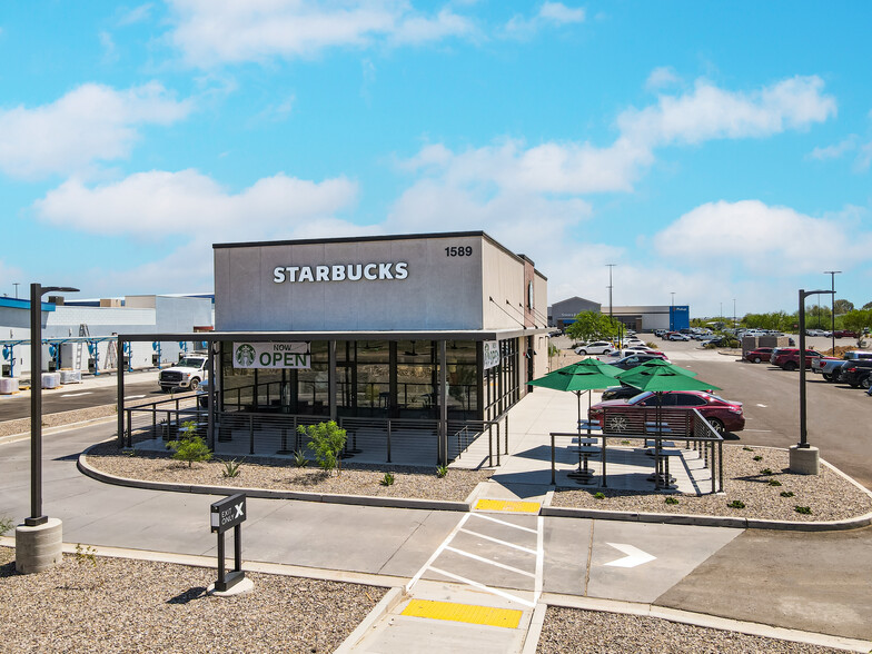 1589 N Main St, San Luis, AZ for sale - Building Photo - Image 1 of 4