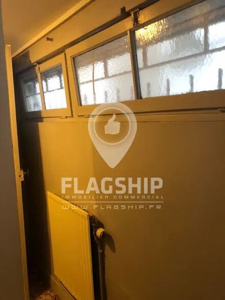 Retail in Paris for sale - Interior Photo - Image 3 of 4