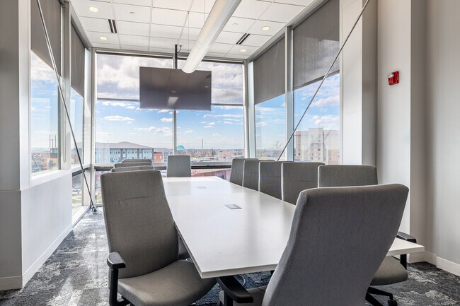 More details for 5550 Wild Rose Ln, West Des Moines, IA - Coworking for Lease