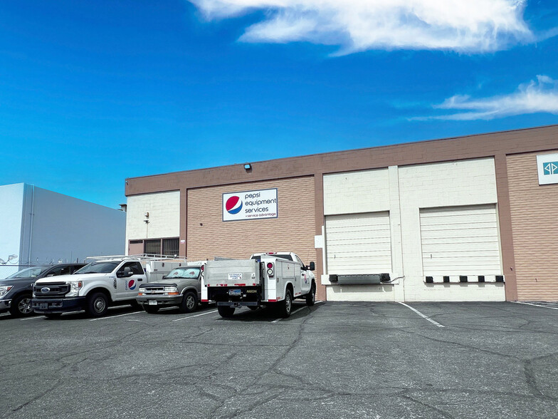 10871 Pellicano Dr, El Paso, TX for lease - Building Photo - Image 1 of 1