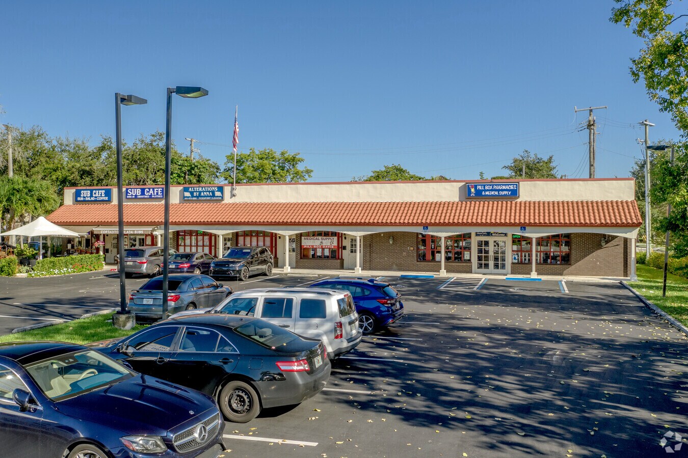 77017711 Nova Dr, Davie, FL 33324