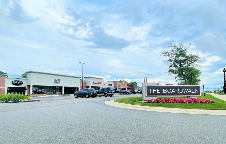 6873-6931 Orchard Lake Rd, West Bloomfield, MI for sale - Primary Photo - Image 1 of 1