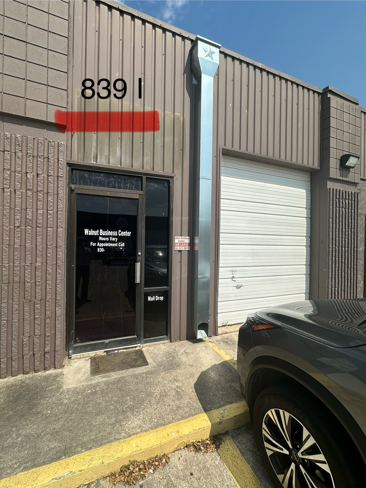 827-863 N IH 35, New Braunfels, TX for lease Interior Photo- Image 1 of 6