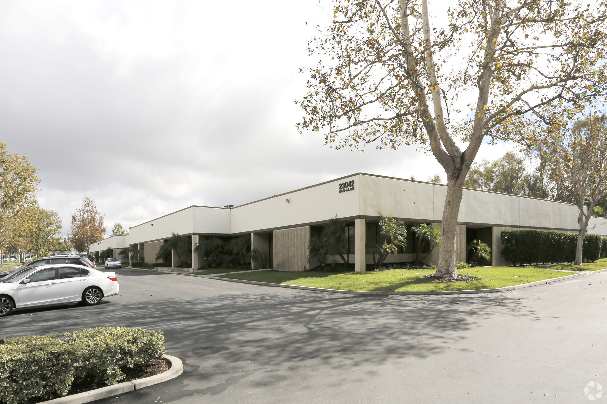 23042 Alcalde Dr, Laguna Hills, CA for lease Building Photo- Image 1 of 18