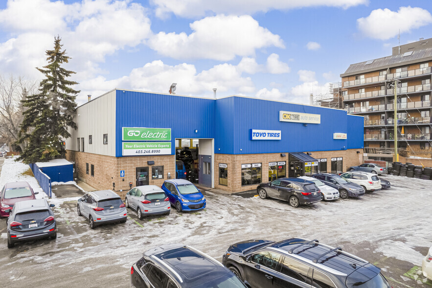 2605 17th Ave SW, Calgary, AB for sale - Building Photo - Image 1 of 4