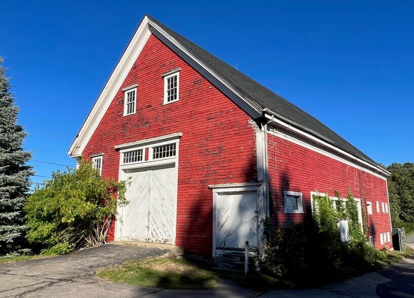 1413 Post Rd, Wells, ME 04090 Barn located in Seagull Resort