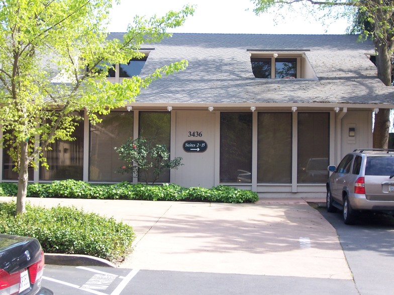 3406-3436 American River Dr, Sacramento, CA for lease - Building Photo - Image 1 of 9