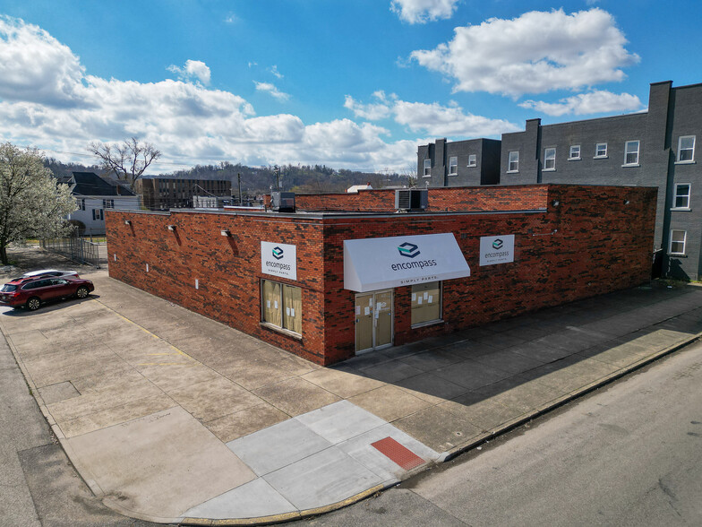 631 6th Ave, Huntington, WV for lease - Building Photo - Image 2 of 59