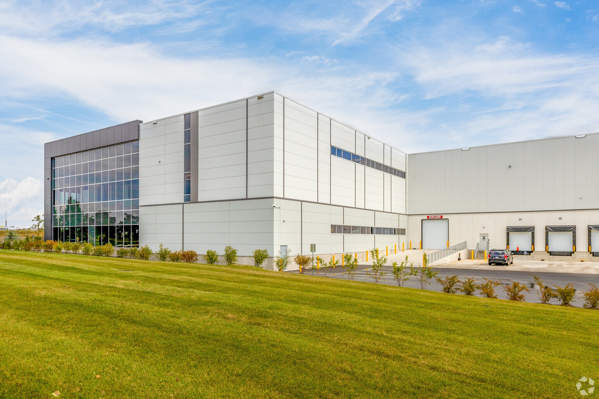 5400 Explorer Dr, Mississauga, ON for sale Primary Photo- Image 1 of 1