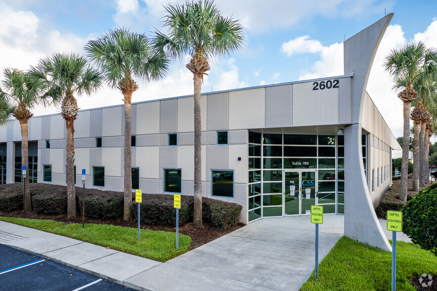 12661 Challenger Pky, Orlando, FL for lease - Building Photo - Image 1 of 8