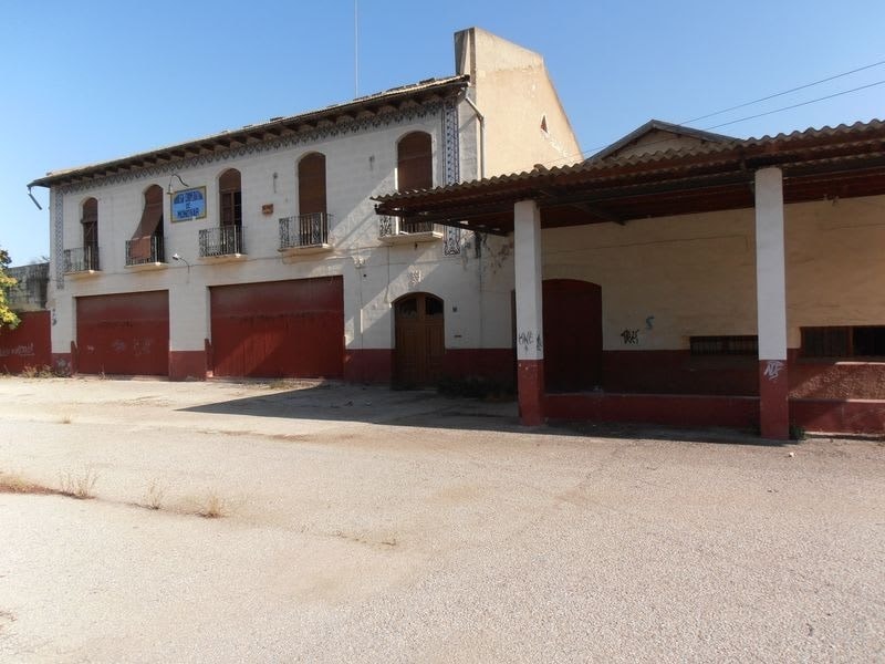 Industrial in Monóvar, Alicante for sale Primary Photo- Image 1 of 7
