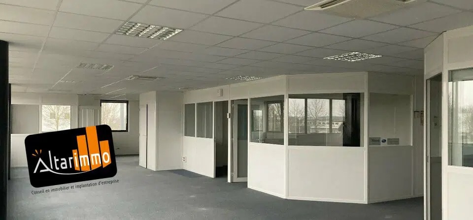 Office in Chartres for lease - Interior Photo - Image 3 of 4