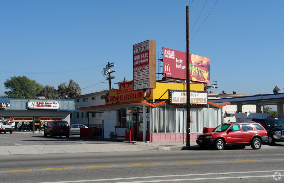 8622 Woodman Ave, Panorama City, CA for sale - Primary Photo - Image 1 of 1