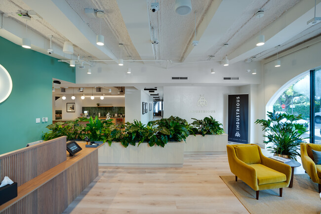 More details for 3390 Mary St, Coconut Grove, FL - Coworking for Lease