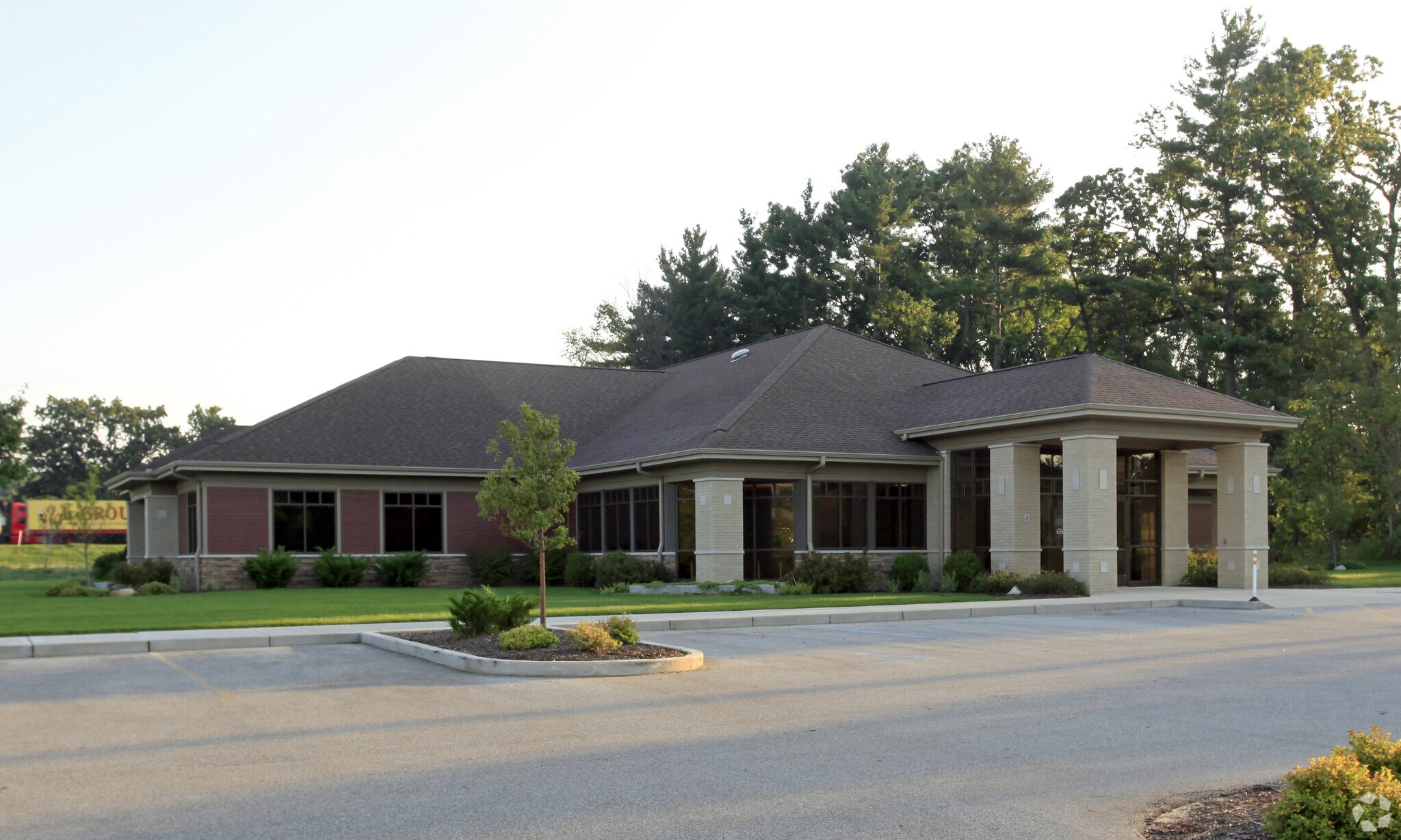 17501 Generations Dr, South Bend, IN for sale Primary Photo- Image 1 of 1