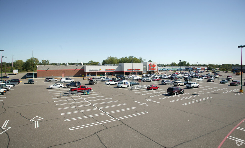 12507-12595 Central Ave NE, Blaine, MN for sale - Primary Photo - Image 1 of 1