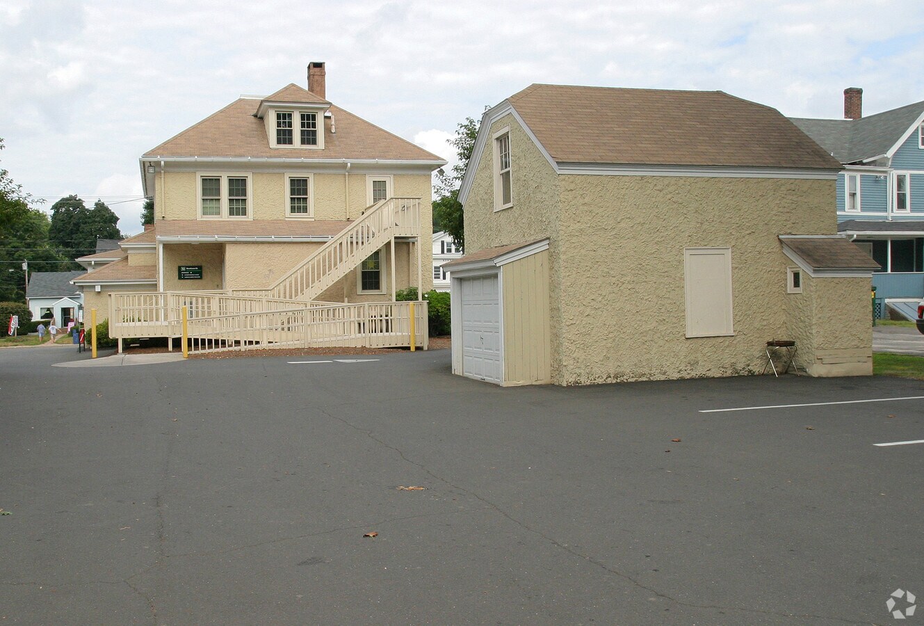 255 Main St, Portland, CT 06480