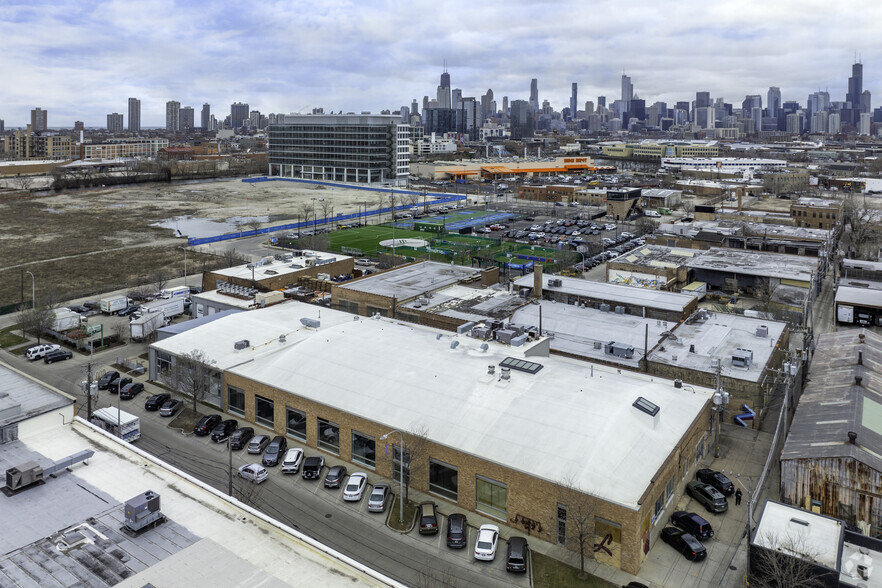 1455 W Willow St, Chicago, IL for lease - Aerial - Image 2 of 8